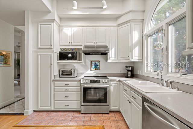 105 Saw Timber Dr, Hilton Head Island, SC 29926