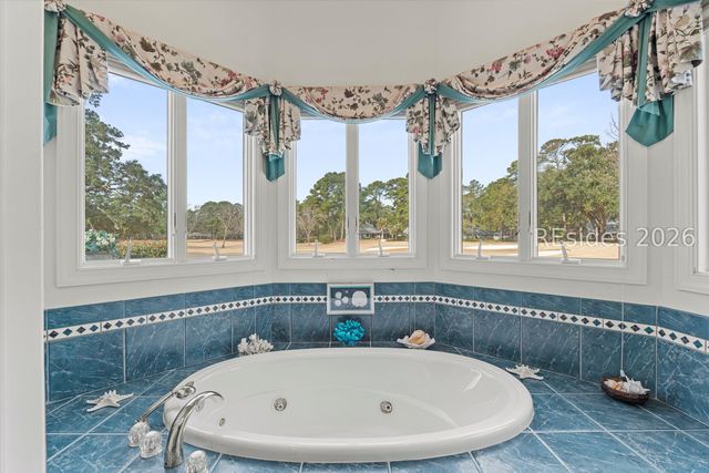 105 Saw Timber Dr, Hilton Head Island, SC 29926