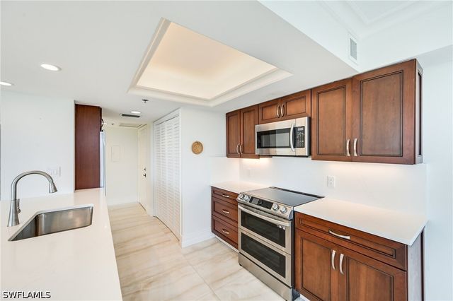 6361 Pelican Bay BLVD 202, Naples, FL 34108