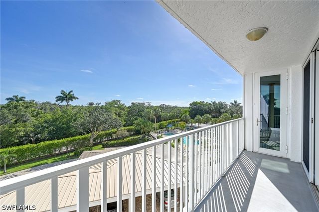 6361 Pelican Bay BLVD 202, Naples, FL 34108