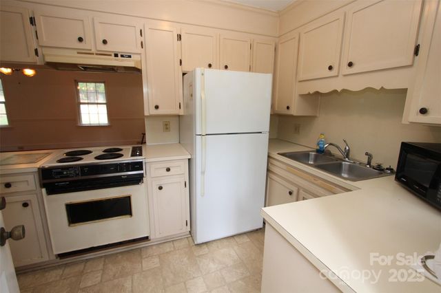 502 E Wade Street, Wadesboro, NC 28170