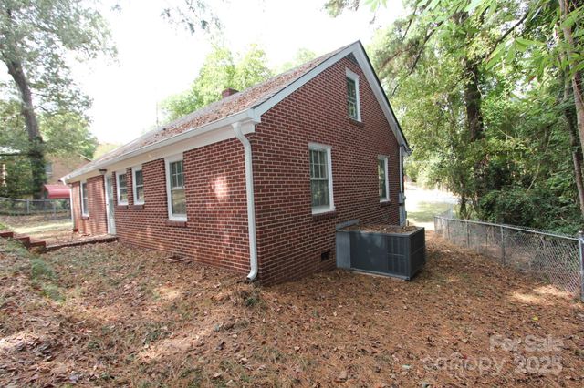 502 E Wade Street, Wadesboro, NC 28170