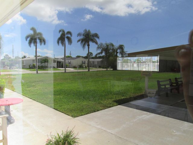 4014 Bougainvillea Road, Boynton Beach, FL 33436