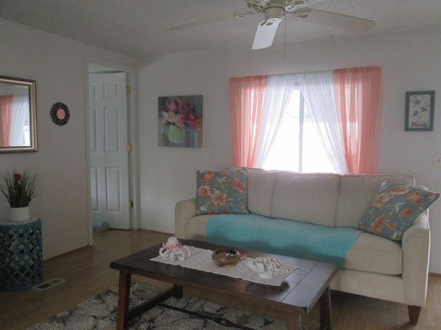 4014 Bougainvillea Road, Boynton Beach, FL 33436