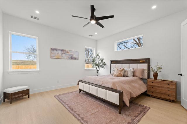 3343 Canada Drive, Dallas, TX 75212