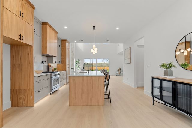 3343 Canada Drive, Dallas, TX 75212