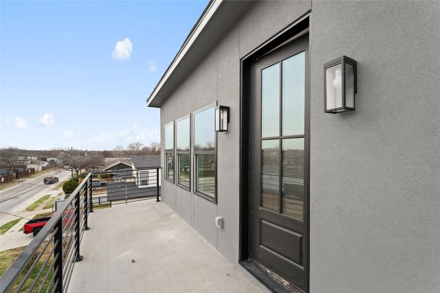 3343 Canada Drive, Dallas, TX 75212