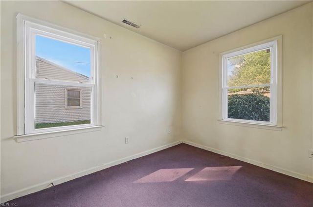 11 Big Bethel RD, Hampton, VA 23666