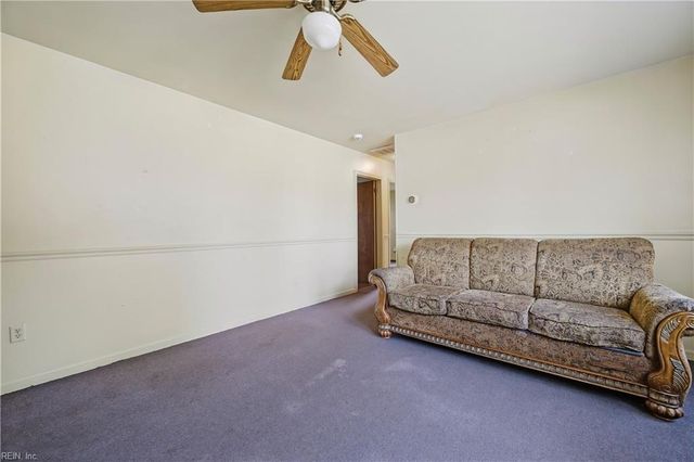 11 Big Bethel RD, Hampton, VA 23666