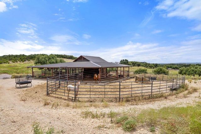 15801 Palomino Ranch DR, Leander, TX 78641