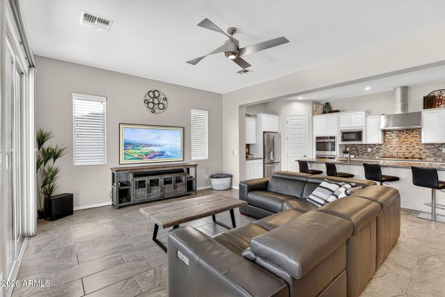 10253 E AMPERE Avenue, Mesa, AZ 85212