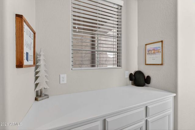 10253 E AMPERE Avenue, Mesa, AZ 85212