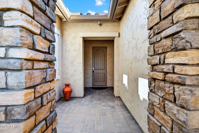 10253 E AMPERE Avenue, Mesa, AZ 85212