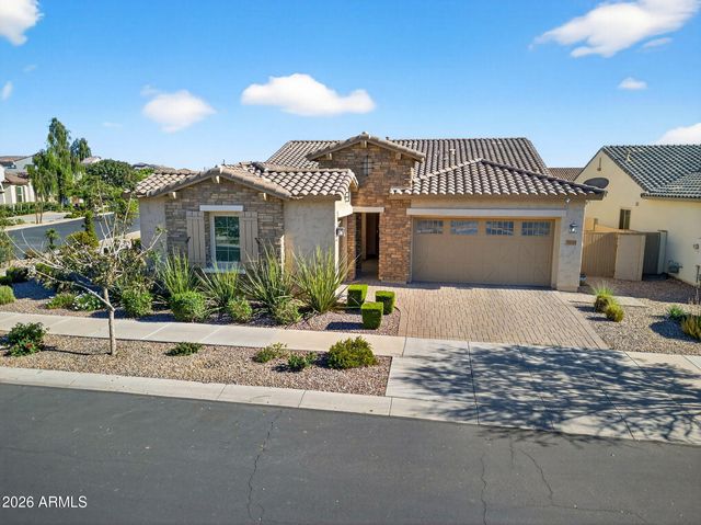 10253 E AMPERE Avenue, Mesa, AZ 85212