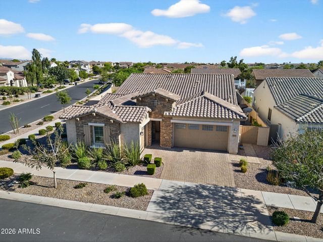 10253 E AMPERE Avenue, Mesa, AZ 85212