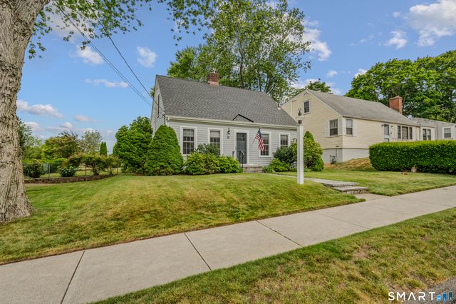 181 Ocean View Avenue, Groton, CT 06355