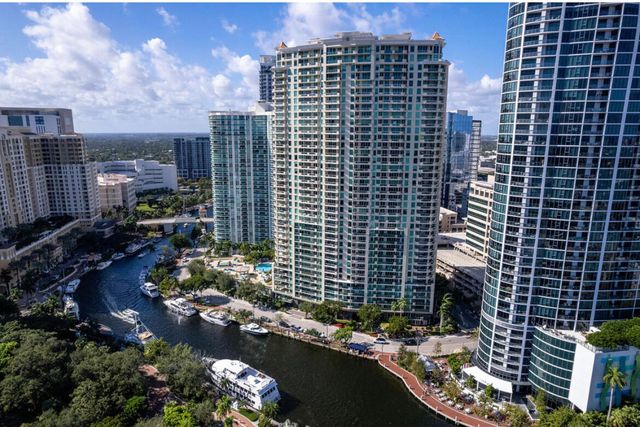 601 SE 5th Court 102, Fort Lauderdale, FL 33301