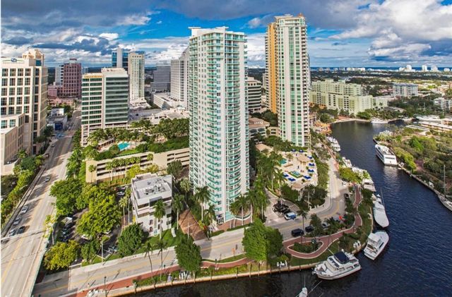 601 SE 5th Court 102, Fort Lauderdale, FL 33301