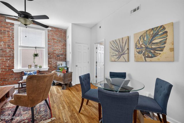 304 N Front Street Apt Q, Wilmington, NC 28401