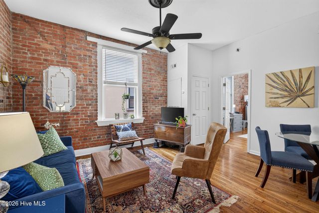 304 N Front Street Apt Q, Wilmington, NC 28401