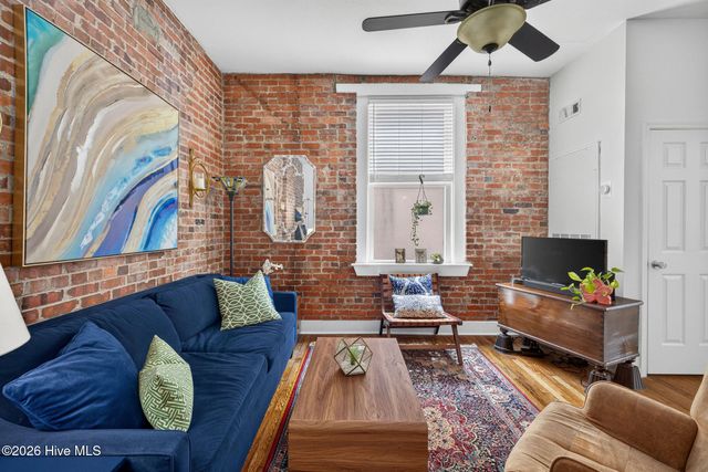 304 N Front Street Apt Q, Wilmington, NC 28401