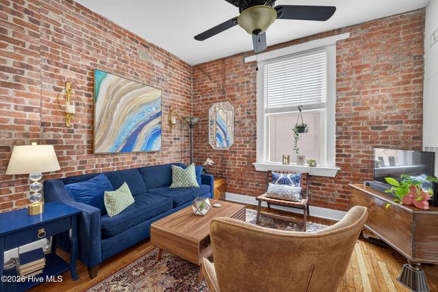 304 N Front Street Apt Q, Wilmington, NC 28401