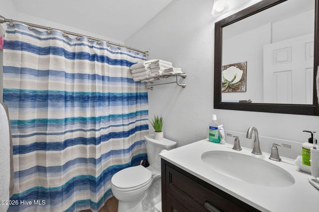 304 N Front Street Apt Q, Wilmington, NC 28401