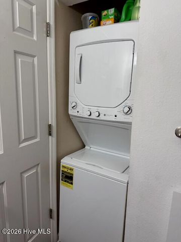 304 N Front Street Apt Q, Wilmington, NC 28401