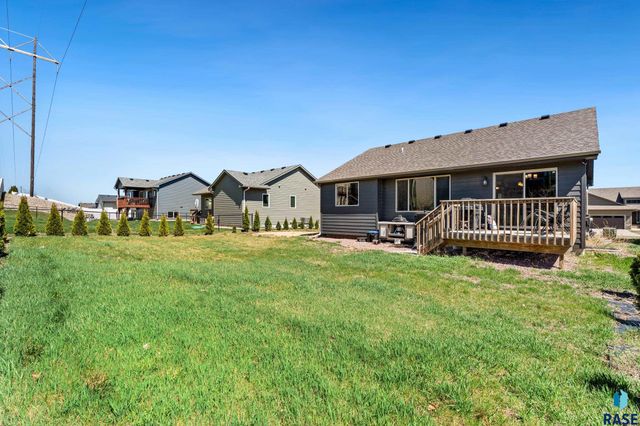 709 N Anthem Dr Drive, Sioux Falls, SD 57110