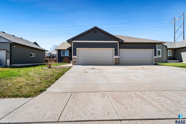 709 N Anthem Dr Drive, Sioux Falls, SD 57110