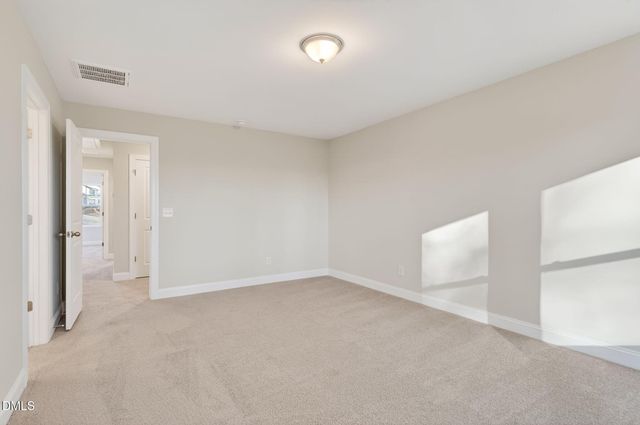 582 Barrington Row Avenue, Zebulon, NC 27597