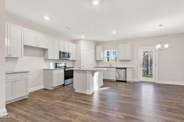 582 Barrington Row Avenue, Zebulon, NC 27597