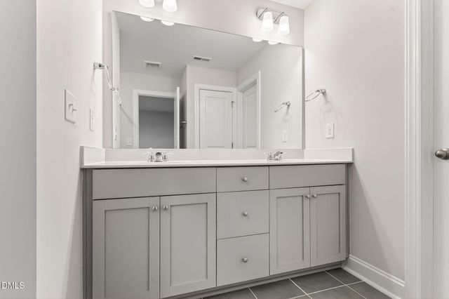 582 Barrington Row Avenue, Zebulon, NC 27597