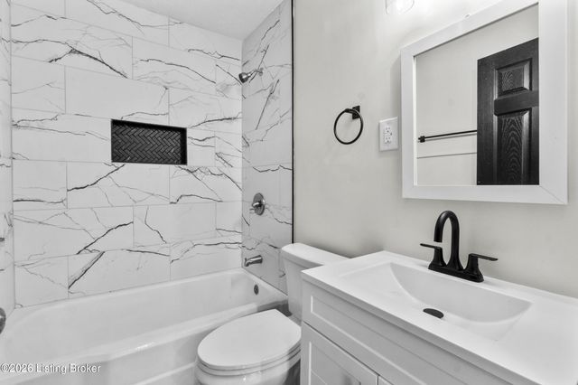 2106 Ratcliffe Ave, Louisville, KY 40210