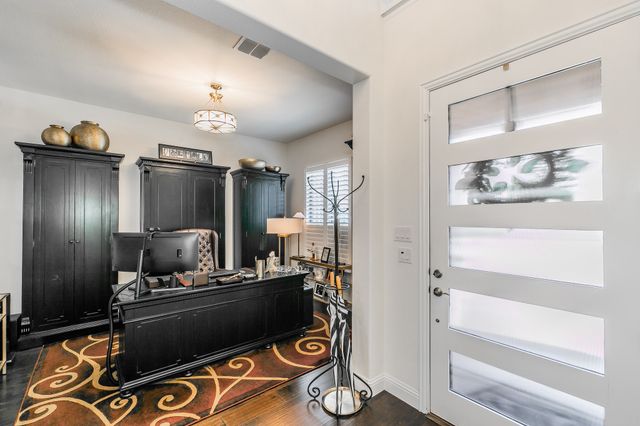 1800 Sable Bay Lane, Arlington, TX 76005