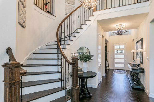 1800 Sable Bay Lane, Arlington, TX 76005