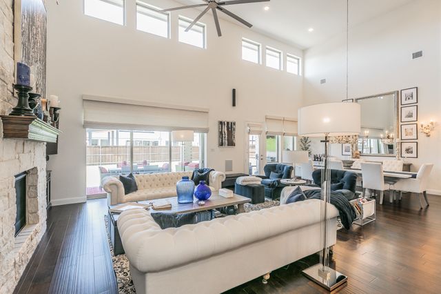 1800 Sable Bay Lane, Arlington, TX 76005