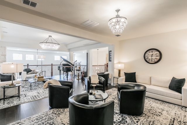 1800 Sable Bay Lane, Arlington, TX 76005