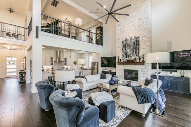 1800 Sable Bay Lane, Arlington, TX 76005