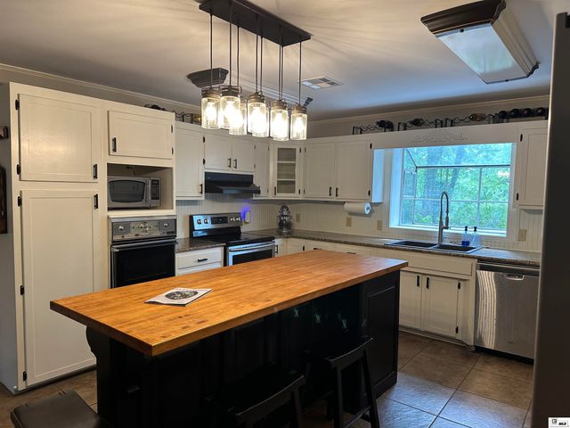 104 WHITE OAK CIRCLE, West Monroe, LA 71291