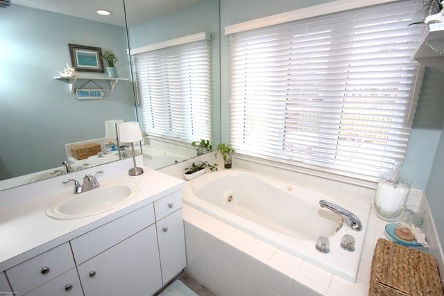 43458 Napa Drive, Sterling Heights, MI 48314