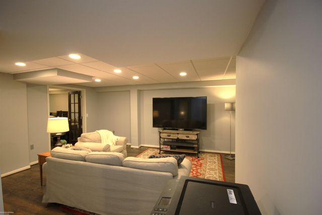 43458 Napa Drive, Sterling Heights, MI 48314