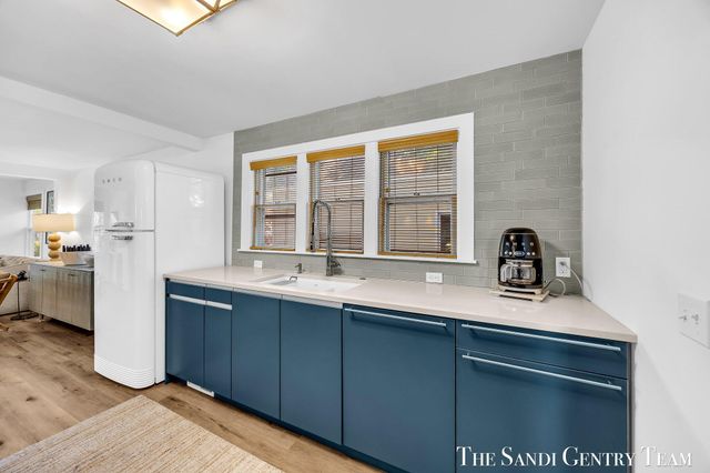 17545 Reenders Street, Spring Lake, MI 49456