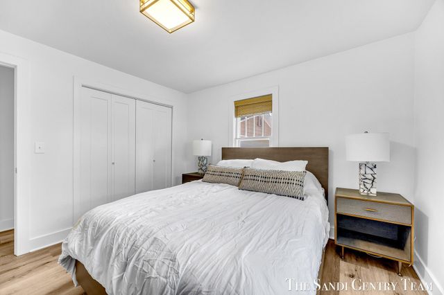 17545 Reenders Street, Spring Lake, MI 49456