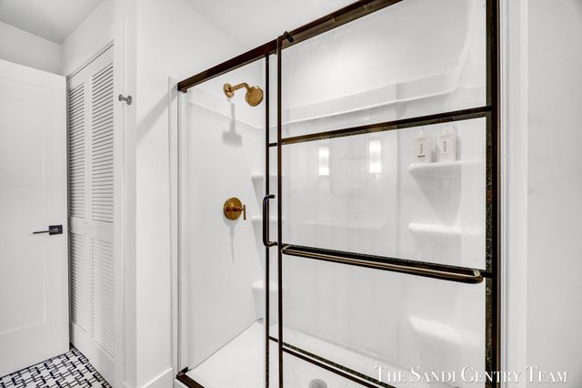 17545 Reenders Street, Spring Lake, MI 49456