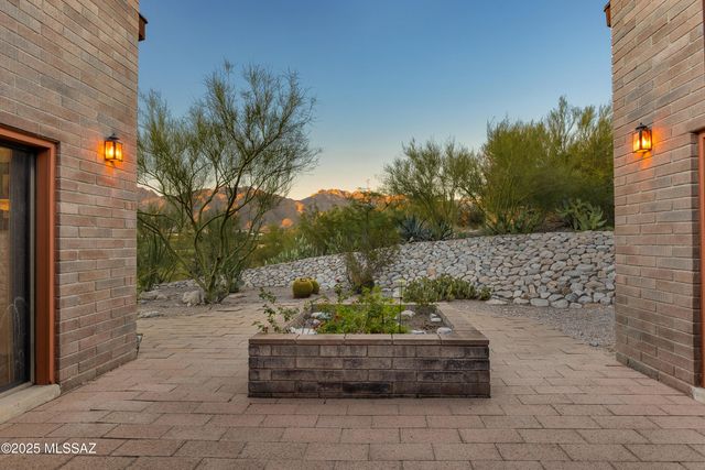 5790 E Territory Avenue, Tucson, AZ 85750