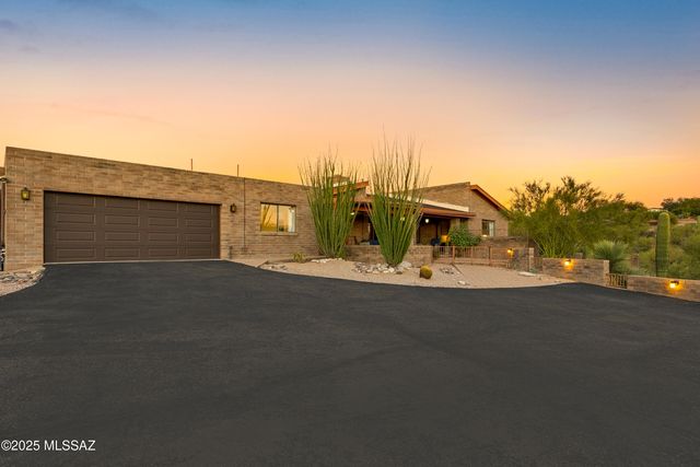 5790 E Territory Avenue, Tucson, AZ 85750