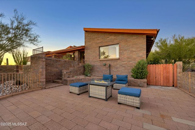 5790 E Territory Avenue, Tucson, AZ 85750