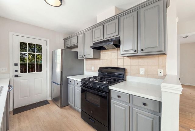 6909 Frontera TRL, Austin, TX 78741