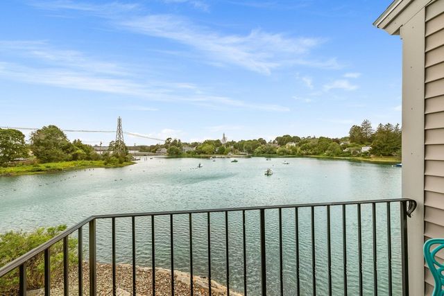 500 Market St Unit 10R, Portsmouth, NH 03801